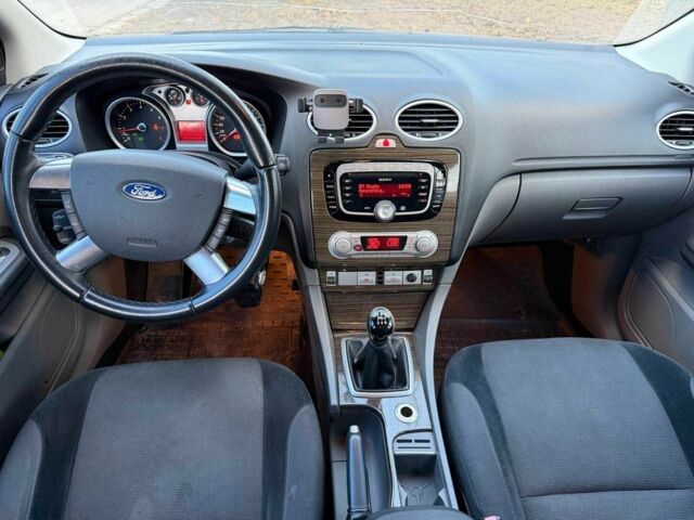 Синій Форд Фокус, об'ємом двигуна 1.6 л та пробігом 167 тис. км за 5490 $, фото 17 на Automoto.ua