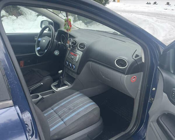 Синий Форд Фокус, объемом двигателя 1.6 л и пробегом 285 тыс. км за 4650 $, фото 6 на Automoto.ua