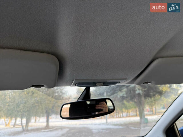 Синій Форд Фокус, об'ємом двигуна 1.6 л та пробігом 200 тис. км за 4499 $, фото 42 на Automoto.ua