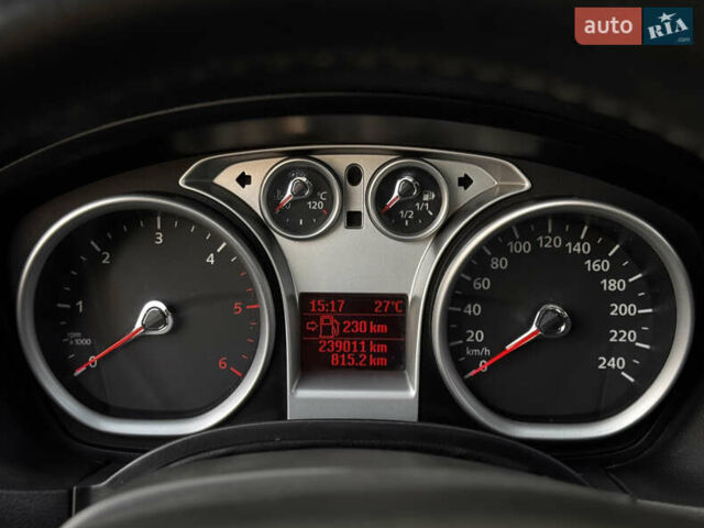 Синий Форд Фокус, объемом двигателя 1.56 л и пробегом 239 тыс. км за 5800 $, фото 23 на Automoto.ua