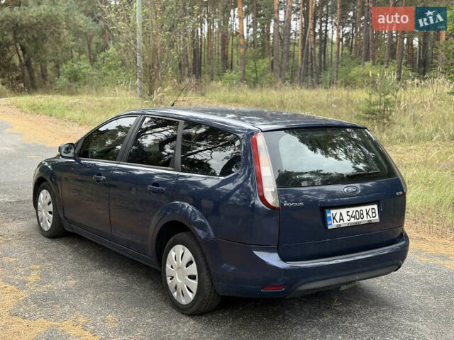 Синій Форд Фокус, об'ємом двигуна 1.75 л та пробігом 390 тис. км за 3299 $, фото 4 на Automoto.ua