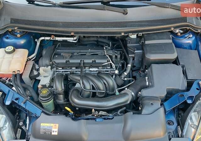 Синий Форд Фокус, объемом двигателя 1.6 л и пробегом 218 тыс. км за 6450 $, фото 43 на Automoto.ua