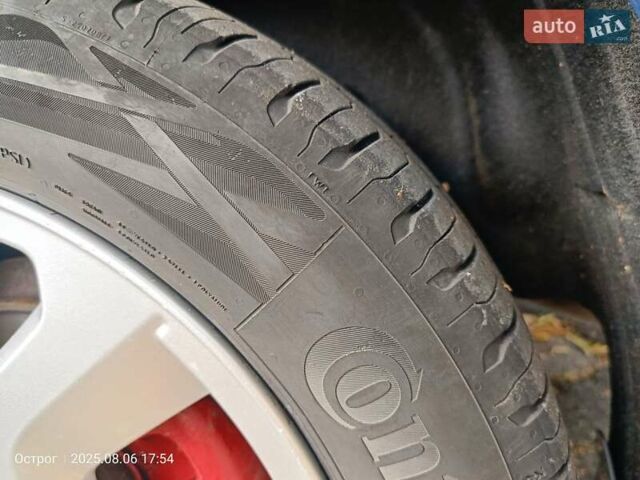 Синий Форд Фокус, объемом двигателя 1.6 л и пробегом 274 тыс. км за 4900 $, фото 22 на Automoto.ua