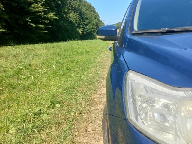 Синій Форд Фокус, об'ємом двигуна 2 л та пробігом 236 тис. км за 4500 $, фото 5 на Automoto.ua