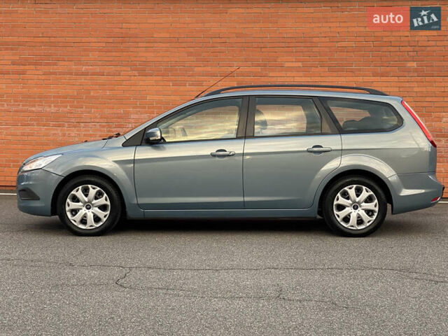 Синий Форд Фокус, объемом двигателя 1.6 л и пробегом 200 тыс. км за 5200 $, фото 7 на Automoto.ua