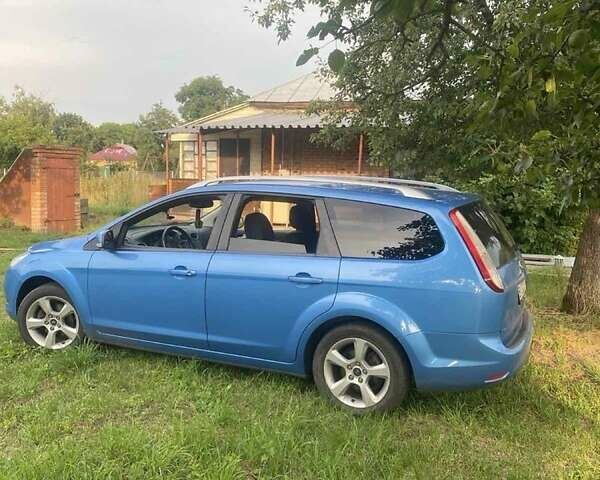 Синий Форд Фокус, объемом двигателя 1.6 л и пробегом 217 тыс. км за 7000 $, фото 5 на Automoto.ua