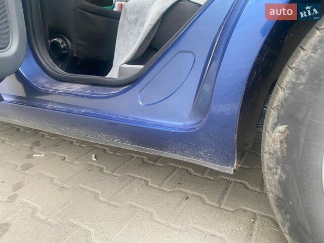 Синій Форд Фокус, об'ємом двигуна 1.6 л та пробігом 212 тис. км за 5100 $, фото 10 на Automoto.ua
