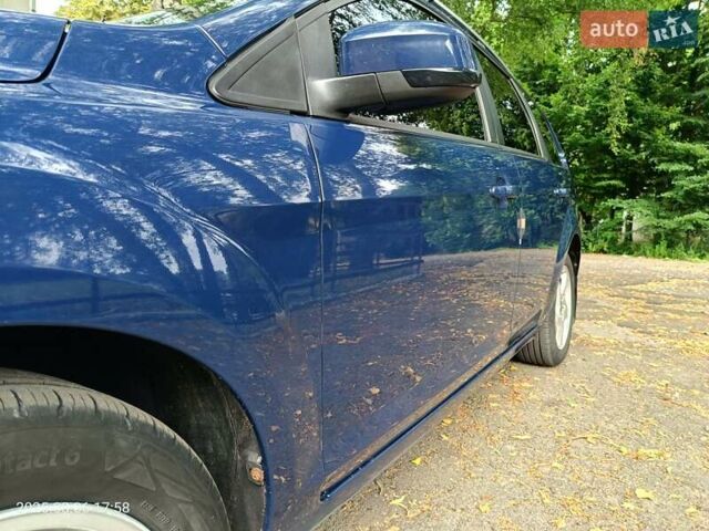 Синий Форд Фокус, объемом двигателя 1.6 л и пробегом 274 тыс. км за 4900 $, фото 17 на Automoto.ua