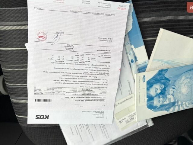 Синій Форд Фокус, об'ємом двигуна 1.6 л та пробігом 218 тис. км за 5400 $, фото 36 на Automoto.ua