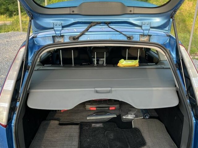 Синий Форд Фокус, объемом двигателя 1.6 л и пробегом 299 тыс. км за 5150 $, фото 11 на Automoto.ua