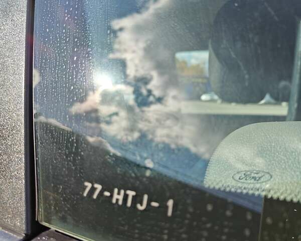 Синий Форд Фокус, объемом двигателя 1.6 л и пробегом 256 тыс. км за 6800 $, фото 13 на Automoto.ua