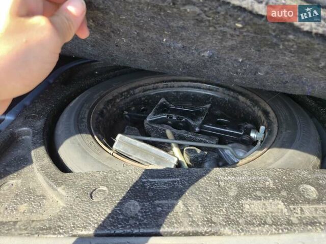 Форд Фокус 2009 в Харькове на Automoto.ua Синий Форд Фокус, объемом двигателя 2 л и пробегом 295 тыс. км за 7200 $, фото 16 на Automoto.ua