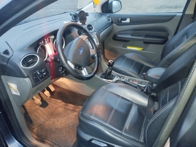 Синий Форд Фокус, объемом двигателя 1 л и пробегом 370 тыс. км за 3000 $, фото 6 на Automoto.ua