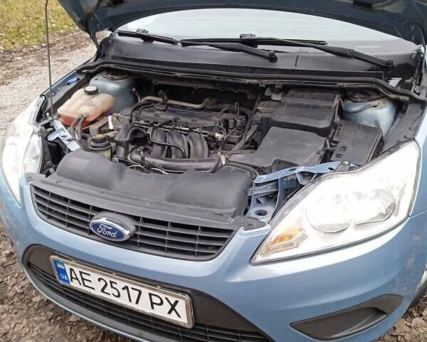 Синій Форд Фокус, об'ємом двигуна 1.6 л та пробігом 245 тис. км за 5500 $, фото 2 на Automoto.ua