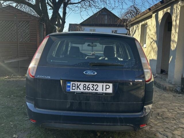 Синий Форд Фокус, объемом двигателя 1.6 л и пробегом 260 тыс. км за 5461 $, фото 2 на Automoto.ua