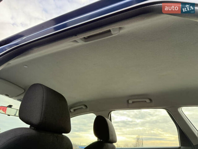 Синий Форд Фокус, объемом двигателя 1.6 л и пробегом 231 тыс. км за 4700 $, фото 12 на Automoto.ua