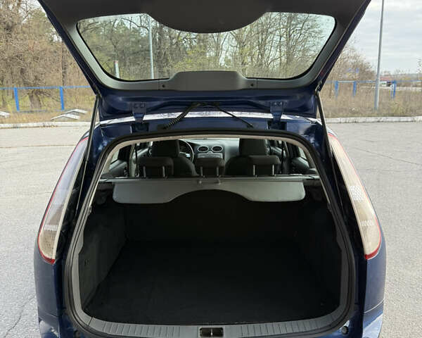 Синий Форд Фокус, объемом двигателя 1.6 л и пробегом 231 тыс. км за 4600 $, фото 19 на Automoto.ua