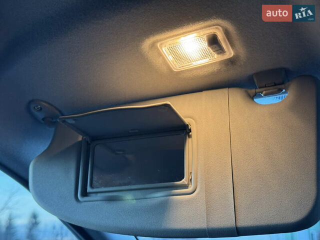 Синій Форд Фокус, об'ємом двигуна 1.6 л та пробігом 197 тис. км за 5999 $, фото 58 на Automoto.ua