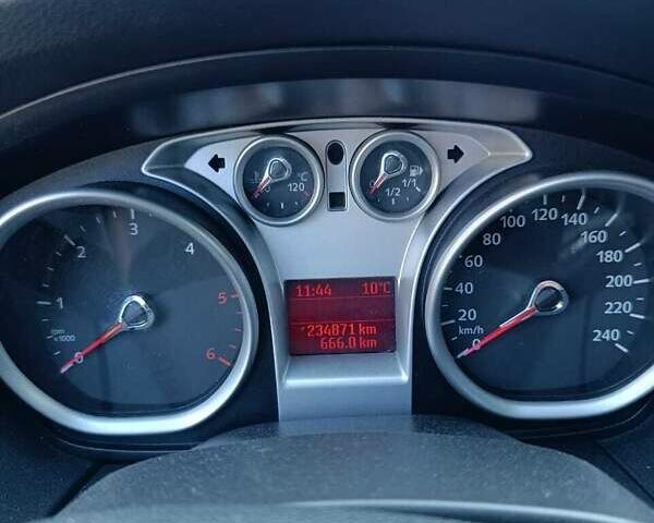 Форд Фокус 2009 в Львове на Automoto.ua Синий Форд Фокус, объемом двигателя 1.6 л и пробегом 234 тыс. км за 4700 $, фото 4 на Automoto.ua