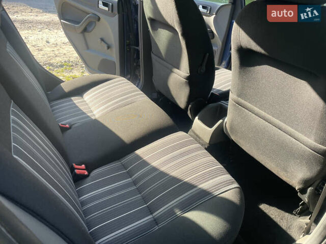 Синий Форд Фокус, объемом двигателя 2 л и пробегом 213 тыс. км за 5000 $, фото 11 на Automoto.ua