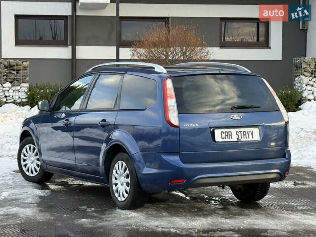 Синій Форд Фокус, об'ємом двигуна 1.6 л та пробігом 218 тис. км за 5300 $, фото 3 на Automoto.ua