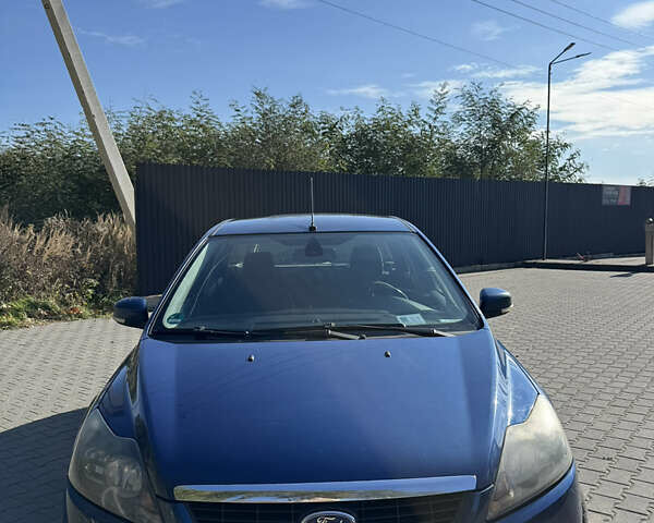 Синий Форд Фокус, объемом двигателя 1.6 л и пробегом 315 тыс. км за 5000 $, фото 1 на Automoto.ua