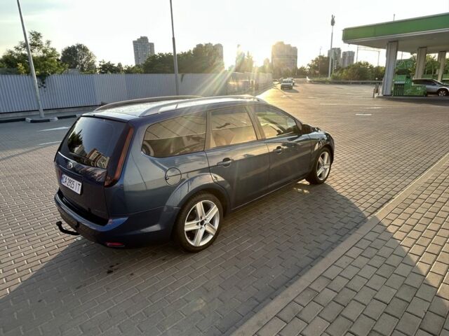 Синий Форд Фокус, объемом двигателя 1.6 л и пробегом 280 тыс. км за 5000 $, фото 4 на Automoto.ua