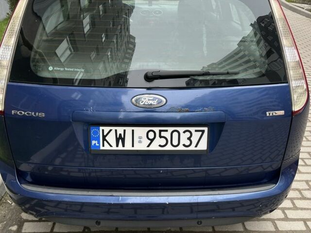 Синий Форд Фокус, объемом двигателя 2 л и пробегом 300 тыс. км за 2700 $, фото 3 на Automoto.ua