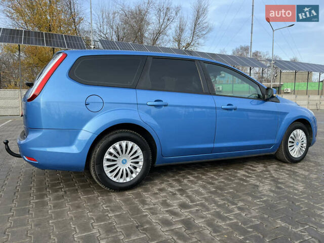 Синий Форд Фокус, объемом двигателя 1.6 л и пробегом 199 тыс. км за 6399 $, фото 17 на Automoto.ua