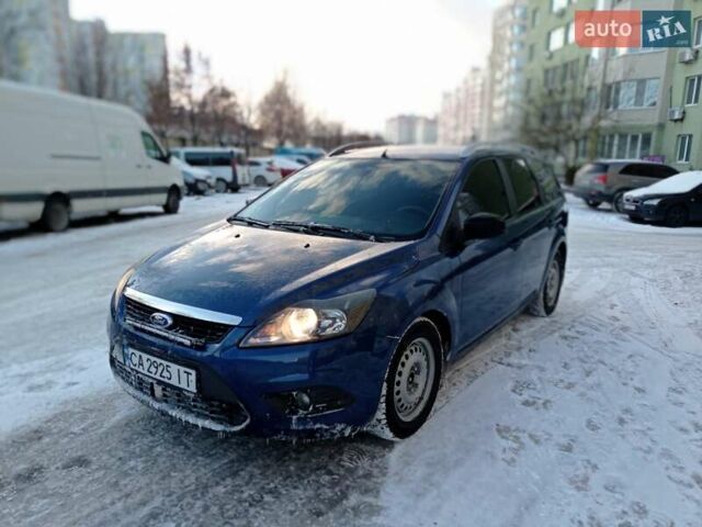 Синий Форд Фокус, объемом двигателя 1.6 л и пробегом 280 тыс. км за 4799 $, фото 5 на Automoto.ua