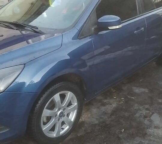 Синий Форд Фокус, объемом двигателя 0 л и пробегом 220 тыс. км за 6100 $, фото 2 на Automoto.ua