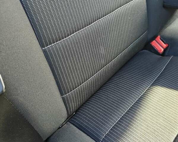 Синий Форд Фокус, объемом двигателя 1.6 л и пробегом 256 тыс. км за 6800 $, фото 57 на Automoto.ua