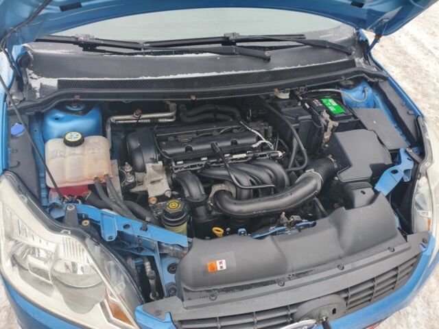 Синій Форд Фокус, об'ємом двигуна 1.6 л та пробігом 212 тис. км за 5700 $, фото 22 на Automoto.ua