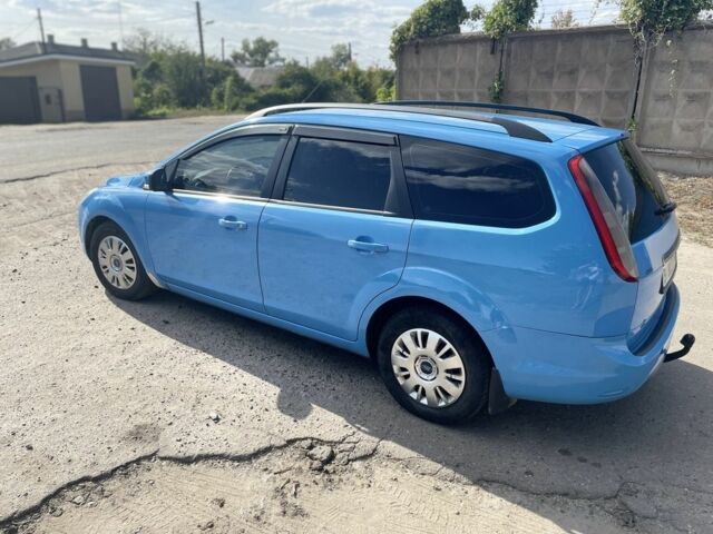 Синій Форд Фокус, об'ємом двигуна 1.6 л та пробігом 233 тис. км за 4650 $, фото 10 на Automoto.ua