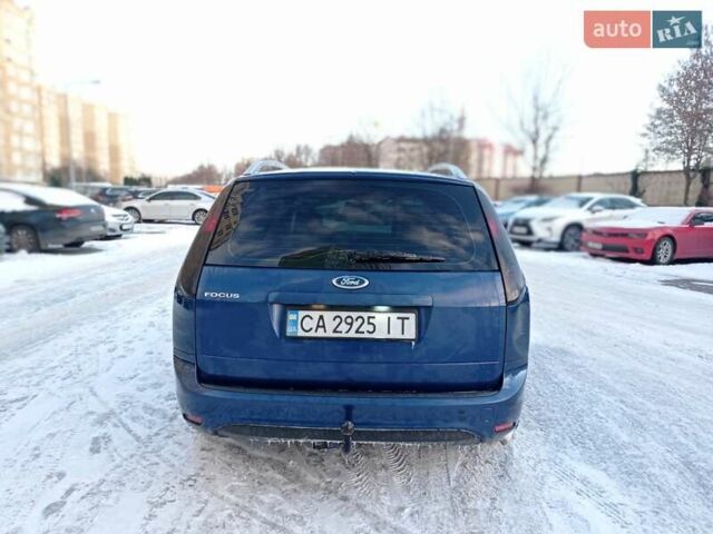 Синий Форд Фокус, объемом двигателя 1.6 л и пробегом 280 тыс. км за 4799 $, фото 2 на Automoto.ua