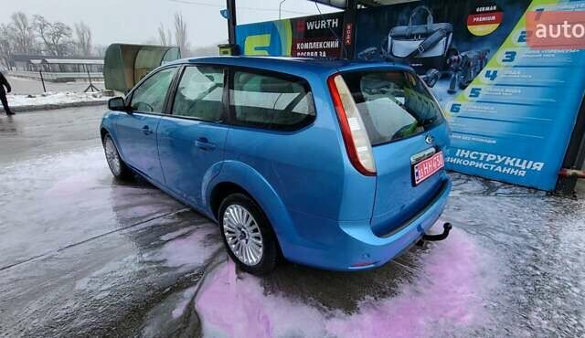 Синий Форд Фокус, объемом двигателя 1.8 л и пробегом 237 тыс. км за 5550 $, фото 5 на Automoto.ua