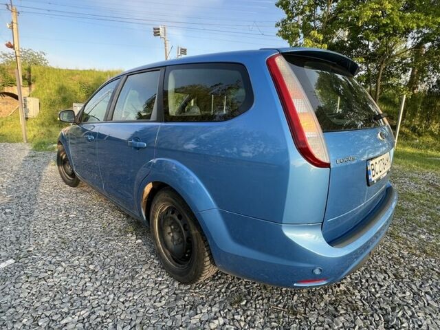 Синий Форд Фокус, объемом двигателя 1.6 л и пробегом 299 тыс. км за 5150 $, фото 2 на Automoto.ua