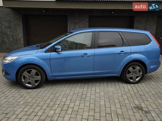 Синий Форд Фокус, объемом двигателя 1.6 л и пробегом 169 тыс. км за 5350 $, фото 4 на Automoto.ua