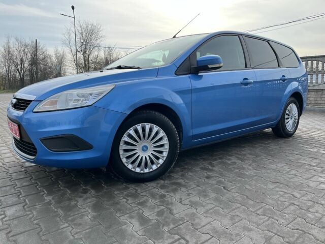 Синий Форд Фокус, объемом двигателя 1.6 л и пробегом 199 тыс. км за 6399 $, фото 1 на Automoto.ua