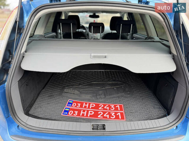 Синий Форд Фокус, объемом двигателя 1.6 л и пробегом 211 тыс. км за 4950 $, фото 35 на Automoto.ua