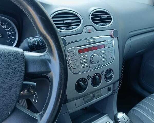 Форд Фокус 2009 в Львове на Automoto.ua Синий Форд Фокус, объемом двигателя 1.6 л и пробегом 234 тыс. км за 4700 $, фото 5 на Automoto.ua