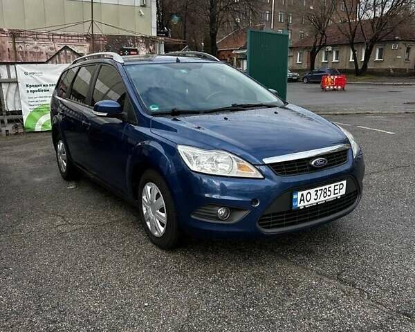 Синий Форд Фокус, объемом двигателя 1.6 л и пробегом 217 тыс. км за 5500 $, фото 1 на Automoto.ua