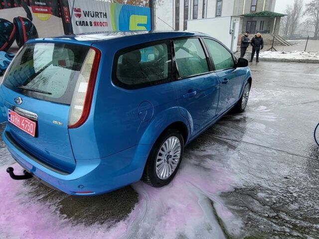 Синій Форд Фокус, об'ємом двигуна 1.8 л та пробігом 237 тис. км за 5550 $, фото 2 на Automoto.ua