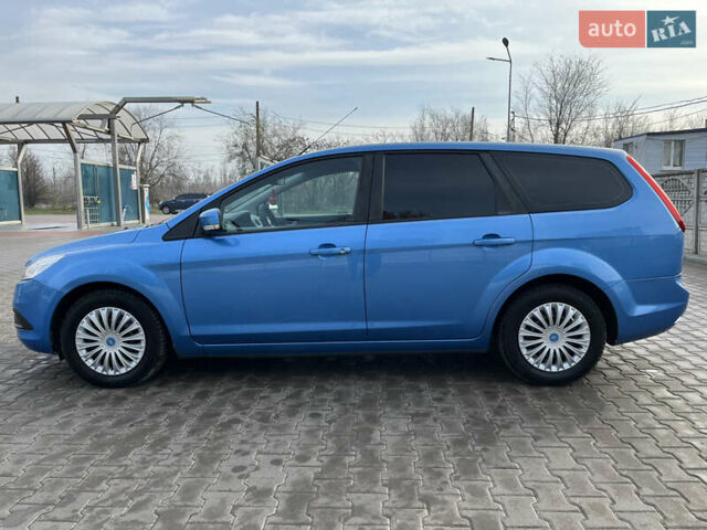 Синий Форд Фокус, объемом двигателя 1.6 л и пробегом 199 тыс. км за 6399 $, фото 4 на Automoto.ua