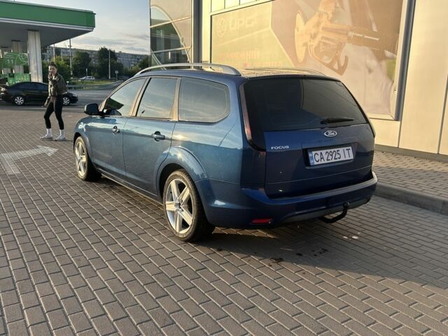 Синий Форд Фокус, объемом двигателя 1.6 л и пробегом 280 тыс. км за 5000 $, фото 5 на Automoto.ua