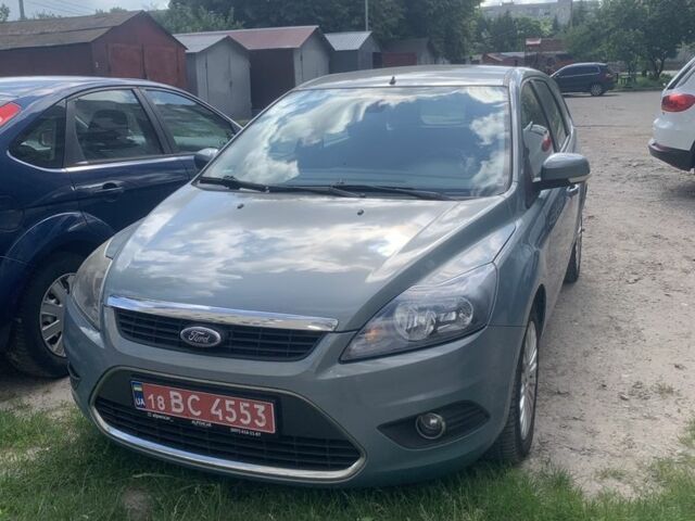 Синий Форд Фокус, объемом двигателя 1.6 л и пробегом 240 тыс. км за 5850 $, фото 2 на Automoto.ua