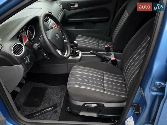 Синий Форд Фокус, объемом двигателя 1.6 л и пробегом 169 тыс. км за 5350 $, фото 20 на Automoto.ua