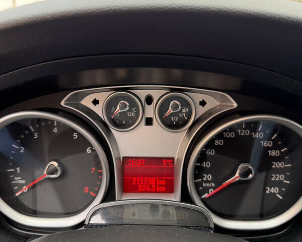 Синий Форд Фокус, объемом двигателя 1.6 л и пробегом 211 тыс. км за 4950 $, фото 21 на Automoto.ua