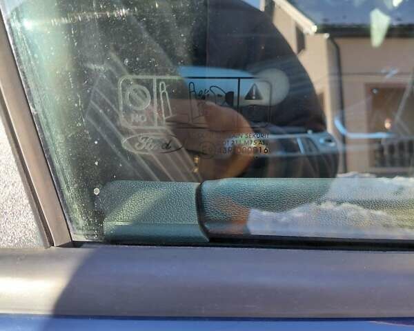 Синій Форд Фокус, об'ємом двигуна 2 л та пробігом 330 тис. км за 5700 $, фото 17 на Automoto.ua