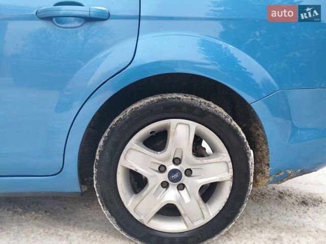 Синий Форд Фокус, объемом двигателя 1.6 л и пробегом 212 тыс. км за 5600 $, фото 18 на Automoto.ua